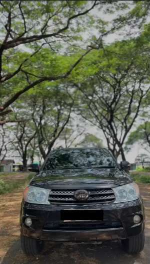 Jual bekas Fortuner 2.7 GAT Tahun 2007,lokasi di Nganjuk Kab.