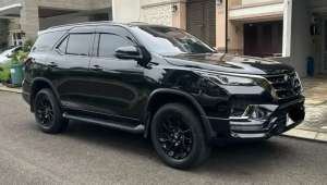 Jual bekas Fortuner 2.8 GR 2023,lokasi di Padang Kota