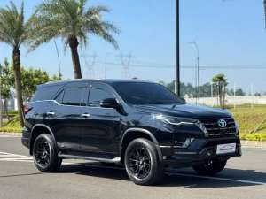 Jual bekas Fortuner 2.8 GR Sport KM 6RB,lokasi di Jakarta Barat