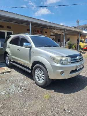 Jual bekas Fortuner diesel 2008,lokasi di Palembang Kota