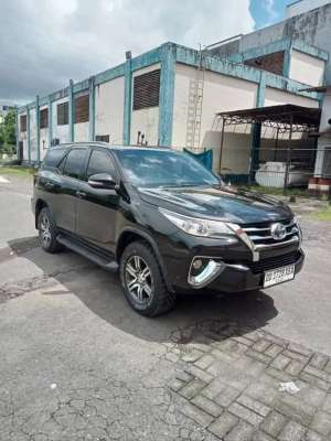 Jual bekas Fortuner G Solar matic Pajero 2016 2017 innova,lokasi di Makassar Kota