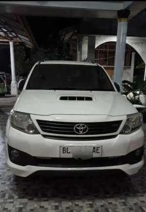 Jual bekas Fortuner G TRD Sportivo, VNT AT 2.5 Diesel2015,lokasi di Banda Aceh Kota