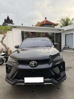 Jual bekas Fortuner GR 2.8 2025,lokasi di Kab. Badung