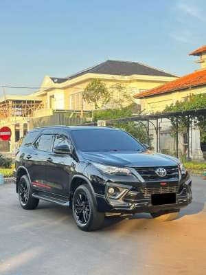 Jual bekas FORTUNER TRD 2020 SERVICE RECORD,lokasi di Jakarta Selatan