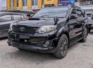Jual bekas Fortuner TRD VNT matic 2014 Diesel istimewa dp 50 jt,lokasi di Palembang Kota