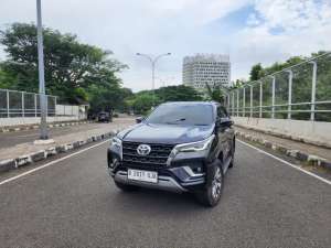 Jual bekas Fortuner VRZ 2.8 2022 Diesel,lokasi di Jakarta Selatan