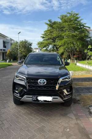 Jual bekas Fortuner VRZ 4x2 Matic Solar Thn 2022,lokasi di Makassar Kota