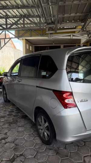 Jual bekas Freed PSD 2009 Matic,lokasi di Surakarta Kota