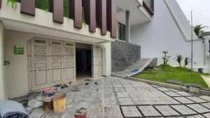 Galaxy Bumi Permai I Mewah Bangunan Baru lokasi di Surabaya Kota, tersedia melalui melalui situs Olx