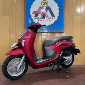 Jual bekas GARANSI 1TH NEW SCOOPY PRESTIGE 2025 KONDISI ISTIMEWA CUMA 500 RIBU,lokasi di Bekasi Kab.