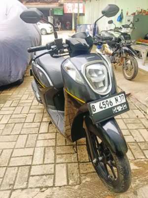 Jual bekas Genio 2020 pajak hidup,lokasi di Tangerang Kota