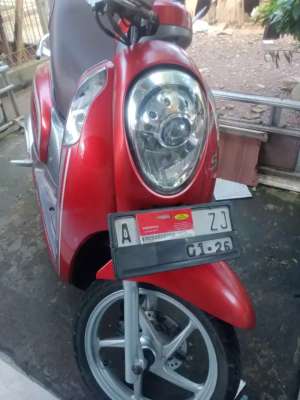 Jual bekas Gercep Scoopy 2016 merah silver ss lengkap,lokasi di Tangerang Kab.