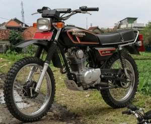 Jual bekas GL100 GL-100 gl 100 cepe cepek,lokasi di Bandung Kota