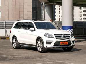 Jual bekas GL400 AMG Th 2015putih,lokasi di Jakarta Pusat