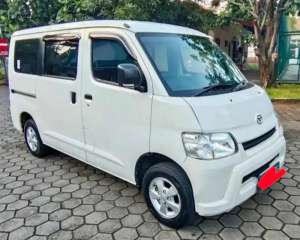 Jual bekas Gran max minibus 1.5 acps 2021.gran max mb 1.5 ac ps 2021,lokasi di Jakarta Selatan