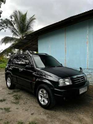 Jual bekas Grand escudo 2.0 matic istimewa KM 90 ribuan tahun 2002 pajak hidup,lokasi di Padang Pariaman Kab.