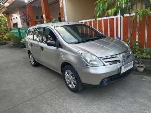 Jual bekas Grand livina matic 2011 mulus,lokasi di  ,Tangerang Kab.