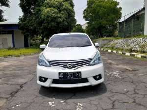 Jual bekas Grand Livina SV AT 2017 Tangan 1 Kilometer 82 Ribu,lokasi di Sleman Kab.