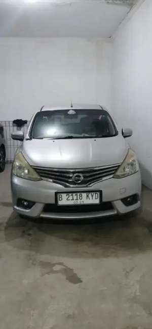Jual bekas Grand livina xv at 2014,lokasi di Bogor Kab.