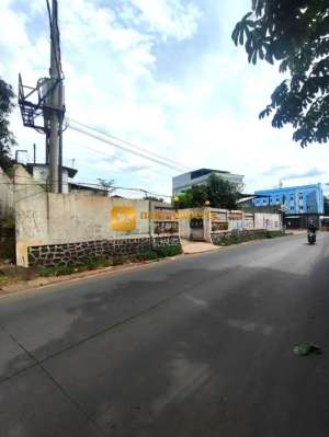 Gudang Kantor Hitung Tanah Pinggir Jalan Radar AURI Cimanggis lokasi di Jakarta Timur, tersedia melalui melalui situs Olx