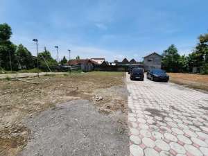 Hanya 500 Meter Dari SMAN 1 Banguntapan Bantul Dijual Tanah Berbah SHM lokasi di Sleman Kab., tersedia melalui melalui situs Olx