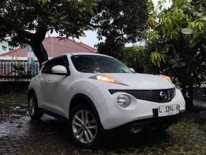 Jual bekas HARGA CASH NISSAN JUKE RX 2012 PLAT L PAJAK BARU pcd hrv agya jazz,lokasi di Surabaya Kota