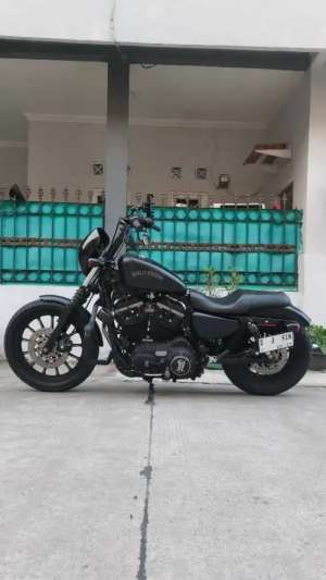 Jual bekas Harley davidson iron 883,lokasi di Jakarta Barat