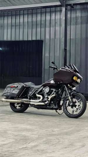 Jual bekas Harley Davidson Road Glide roadglide 2021,lokasi di Jakarta Selatan