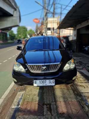 Jual bekas Harrier L prem 2010 low Km,lokasi di Jakarta Timur