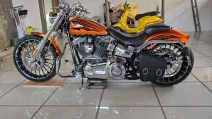Jual bekas Hd Softail BO CVO 2014,lokasi di Bekasi Kota
