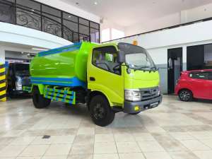 Jual bekas Hino 130HD Th2021 Tangki Hidrolis,lokasi di  ,Kab. Badung