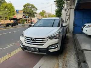Jual bekas Hiyundai santa fe 2015 AT,lokasi di Jakarta Selatan