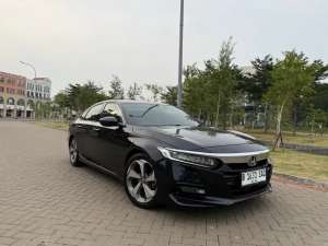 Jual bekas Honda Accord 1.5 Turbo Sensing 2020 AT,lokasi di Jakarta Utara