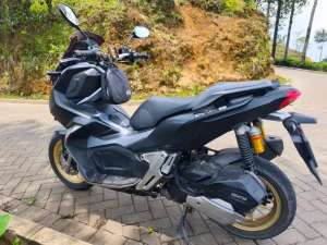 Jual bekas Honda adv 150 Abs 2021 low km,lokasi di Jakarta Selatan
