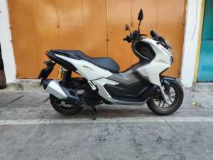 Jual bekas Honda adv 160 abs hstc 20257 km 4xxx istimewa,lokasi di Jakarta Timur