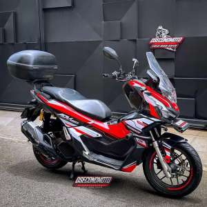 Jual bekas HONDA ADV 160 BIG MATIC SIAP TOURING MUDIK ADV160 SUPERMOTO TRAIL,lokasi di Jakarta Barat