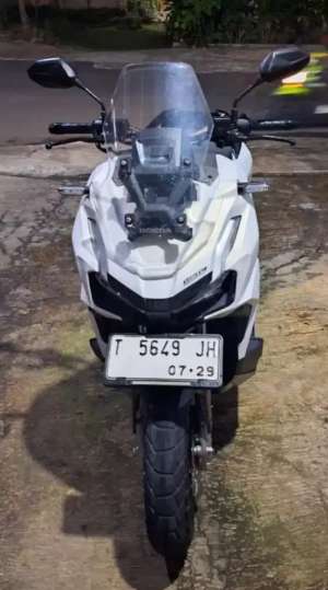 Jual bekas Honda ADV istimewa,lokasi di Purwakarta Kab.