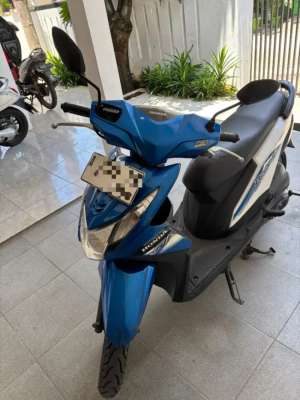 Jual bekas Honda Beat 2013 Matic,lokasi di Tangerang Kab.