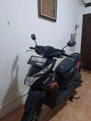 Jual bekas Honda beat 2019 tangerang karawaci,lokasi di Tangerang Kota