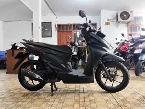 Jual bekas HONDA BEAT 2025 BLN 10 KEYLESS KM 3 RB AN,lokasi di Tangerang Kota