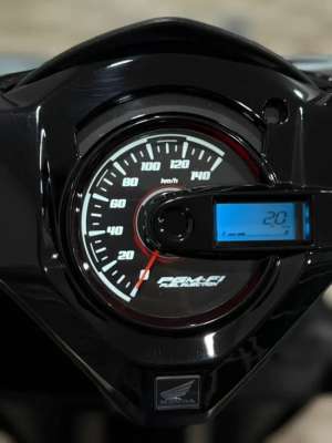 Jual bekas HONDA BEAT CBS ALARM PJK 11 2026 NIK 2025,lokasi di  ,Jakarta Barat