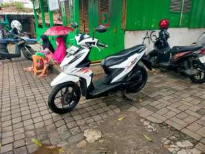 Jual bekas Honda Beat CBS ISS 110 PGM-FI Thn 2021,lokasi di Jakarta Selatan