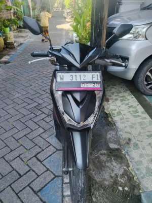 Jual bekas Honda beat deluxe 2023 istimewa,lokasi di Surabaya Kota