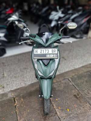 Jual bekas Honda Beat Deluxe Tahun 2023,lokasi di Semarang Kota
