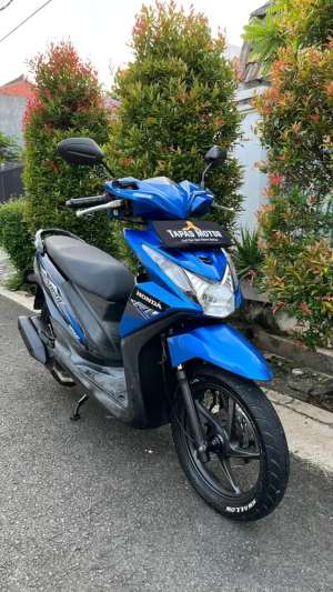 Jual bekas Honda Beat FI 3013 Pajak Hidup,lokasi di Bekasi Kota