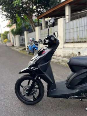 Jual bekas honda beat karbu 2010 full restorasi,lokasi di Taktakan