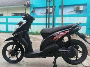 Jual bekas Honda beat karbu 2012 pajak hidup stater tokcer,lokasi di Tangerang Kota