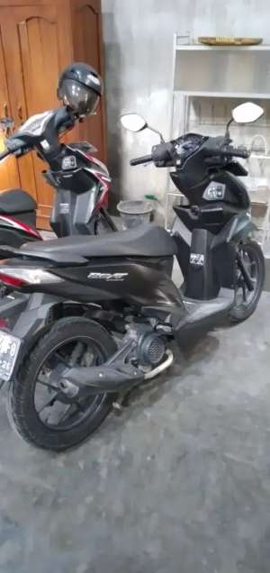 Jual bekas Honda beat mulus pemakai pribadi,lokasi di Bantul Kab.