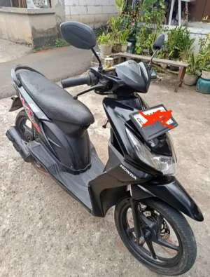 Jual bekas HONDA BEAT ORIGINAL,lokasi di Jakarta Timur