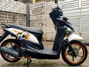 Jual bekas Honda beat pop lengkap motor sehat walafiat keterangan detail dibawah,lokasi di Tangerang Kab.